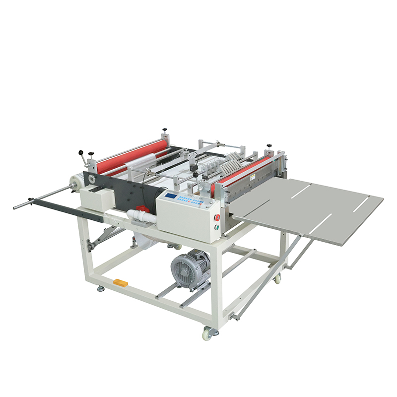 <strong>700mm Factory Price Automatic Paper Roll To Sheet Cutting Machine</strong>